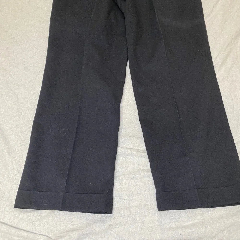 Dockers Pleated Loose Fit No Wrinkle Khaki Pants Black 42x32 NWT